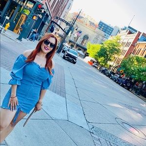 Meet your Posher, Victoria